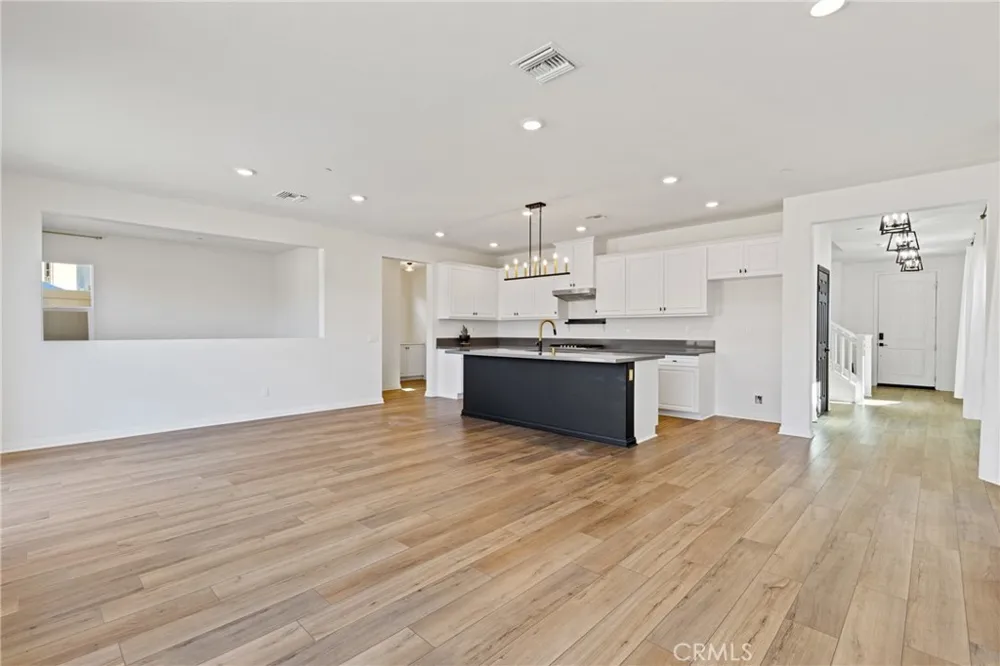 30348 Cedar Creek Way Homeland, CA 92548