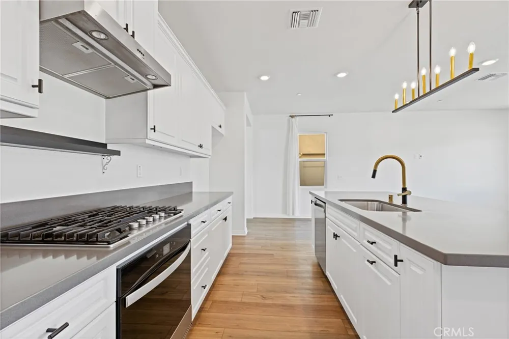 30348 Cedar Creek Way Homeland, CA 92548
