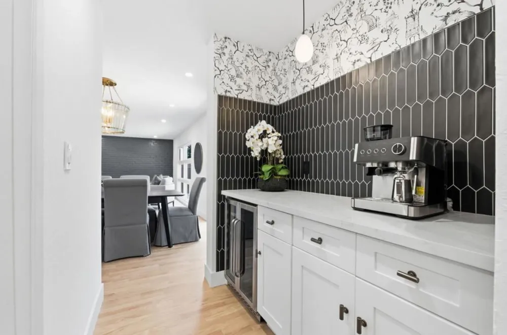 1003 Rosa Avenue Sunnyvale, CA 94086
