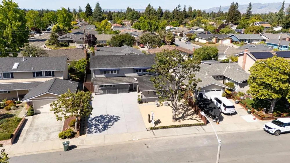 1003 Rosa Avenue Sunnyvale, CA 94086