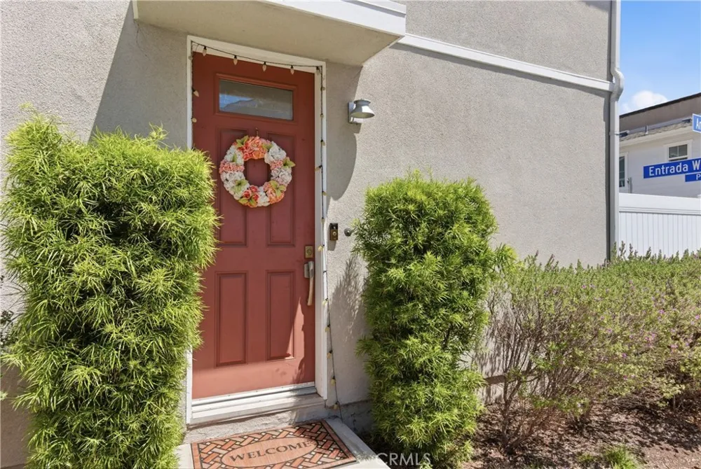 13270 W Sevillana way Sylmar, CA 91342