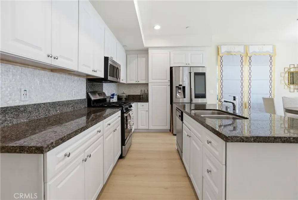 13270 W Sevillana way Sylmar, CA 91342