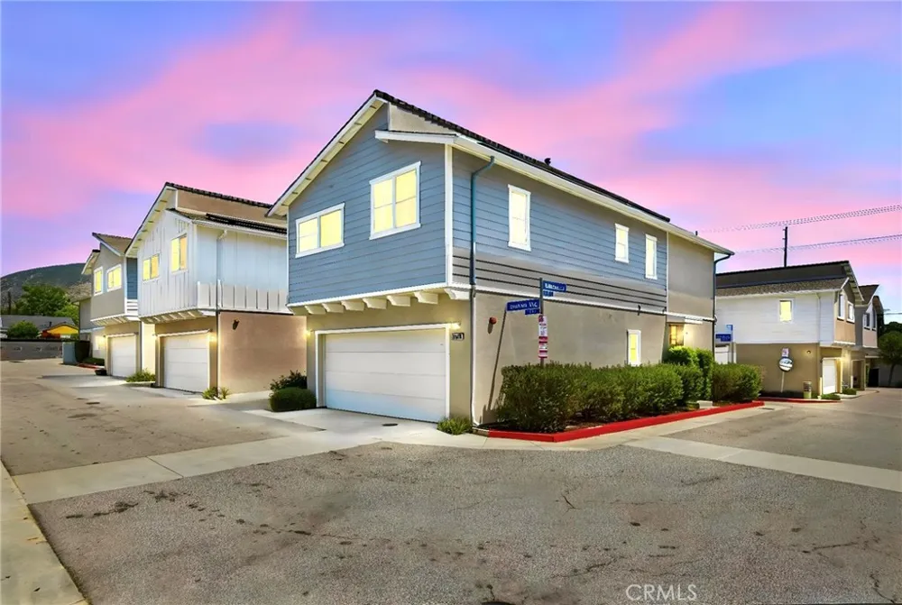 13270 W Sevillana way Sylmar, CA 91342