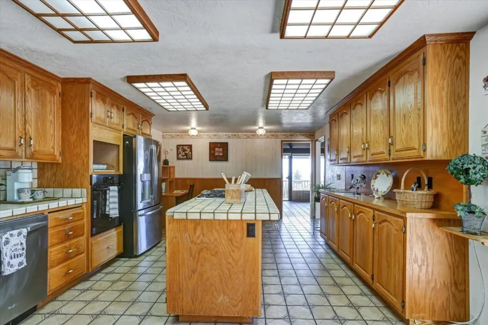 350 Highland Avenue Santa Cruz, CA 95060