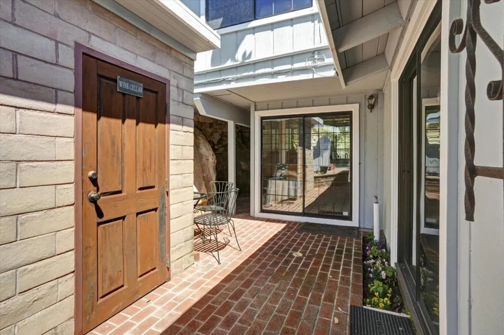 350 Highland Avenue Santa Cruz, CA 95060