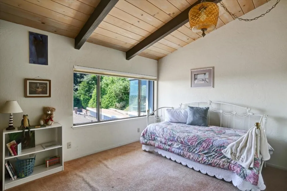350 Highland Avenue Santa Cruz, CA 95060