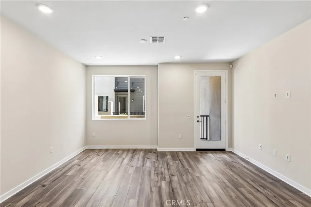 4007 Valley Oak Lane #C El Monte, CA 91733
