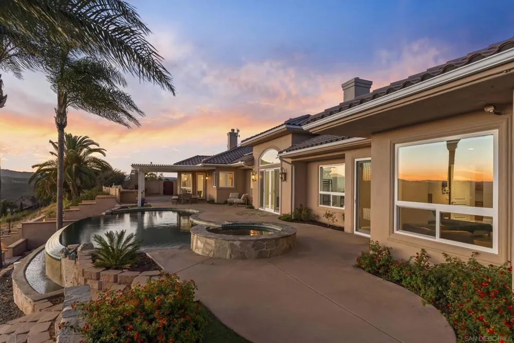 1403 Chariot Ct Bonsall, CA 92003