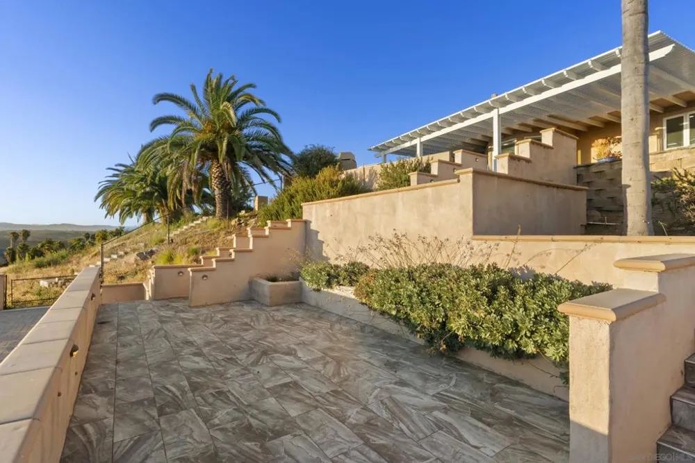 1403 Chariot Ct Bonsall, CA 92003