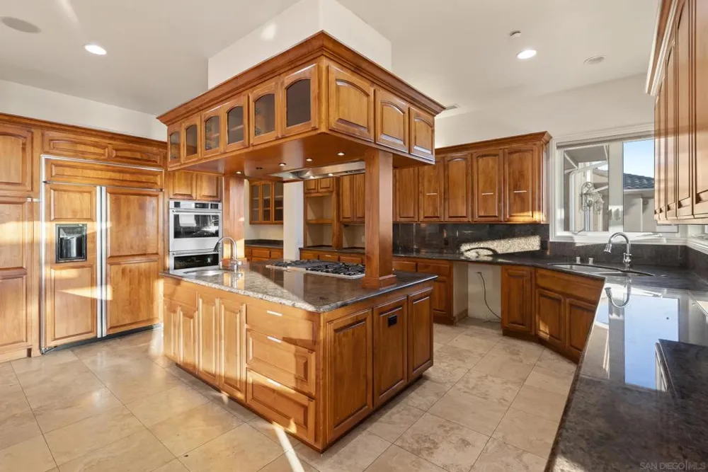 1403 Chariot Ct Bonsall, CA 92003