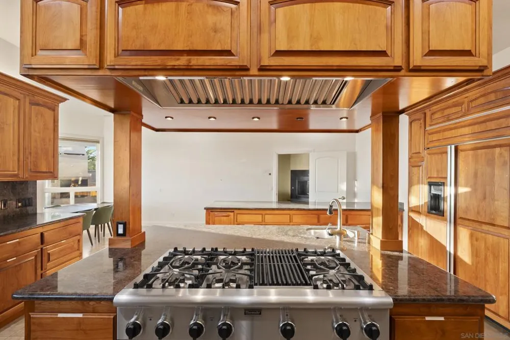 1403 Chariot Ct Bonsall, CA 92003