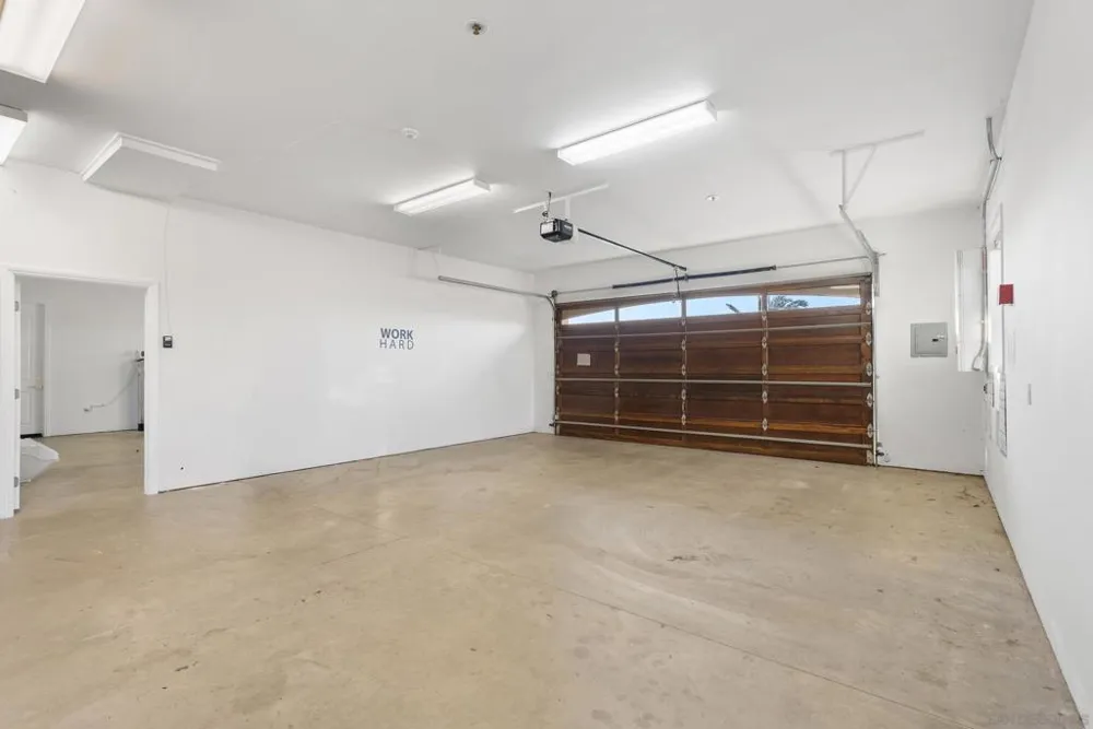 1403 Chariot Ct Bonsall, CA 92003