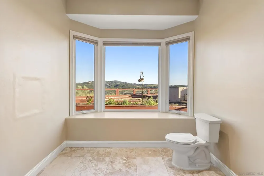1403 Chariot Ct Bonsall, CA 92003