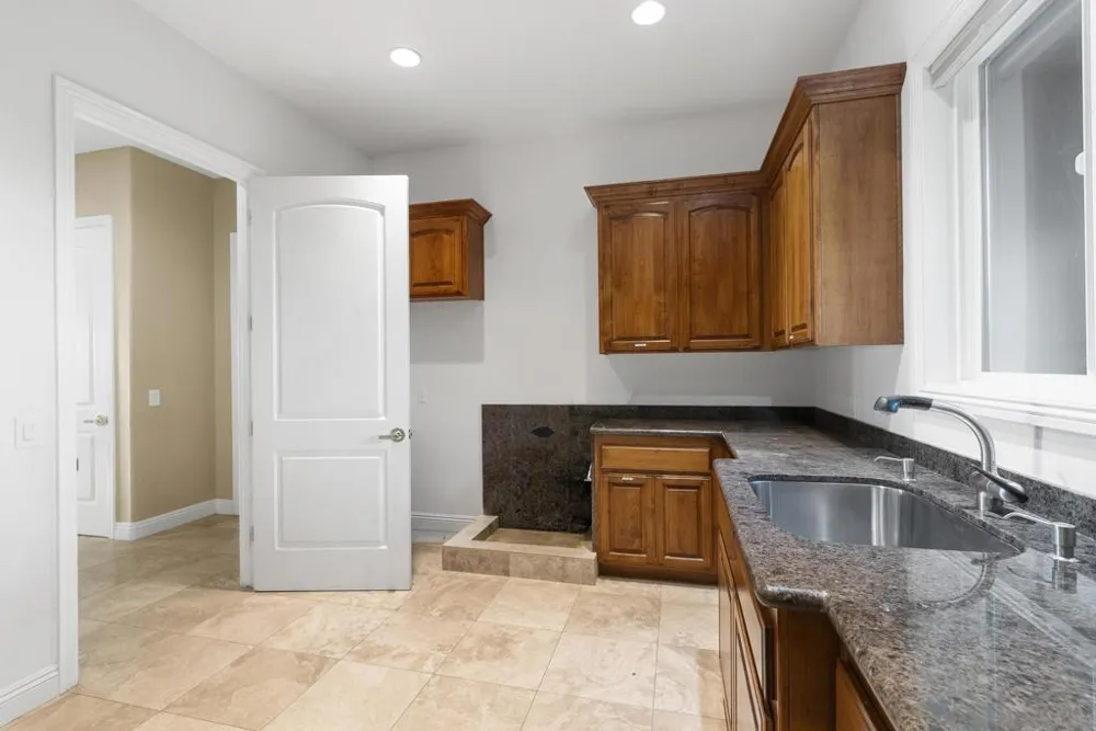 1403 Chariot Ct Bonsall, CA 92003