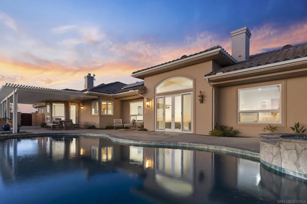 1403 Chariot Ct Bonsall, CA 92003