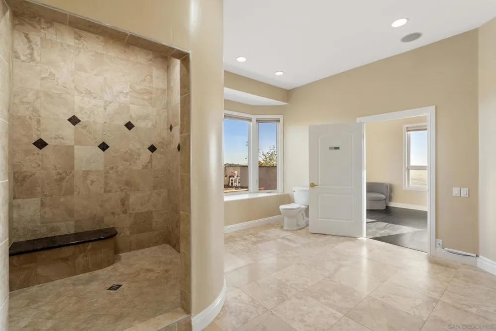 1403 Chariot Ct Bonsall, CA 92003
