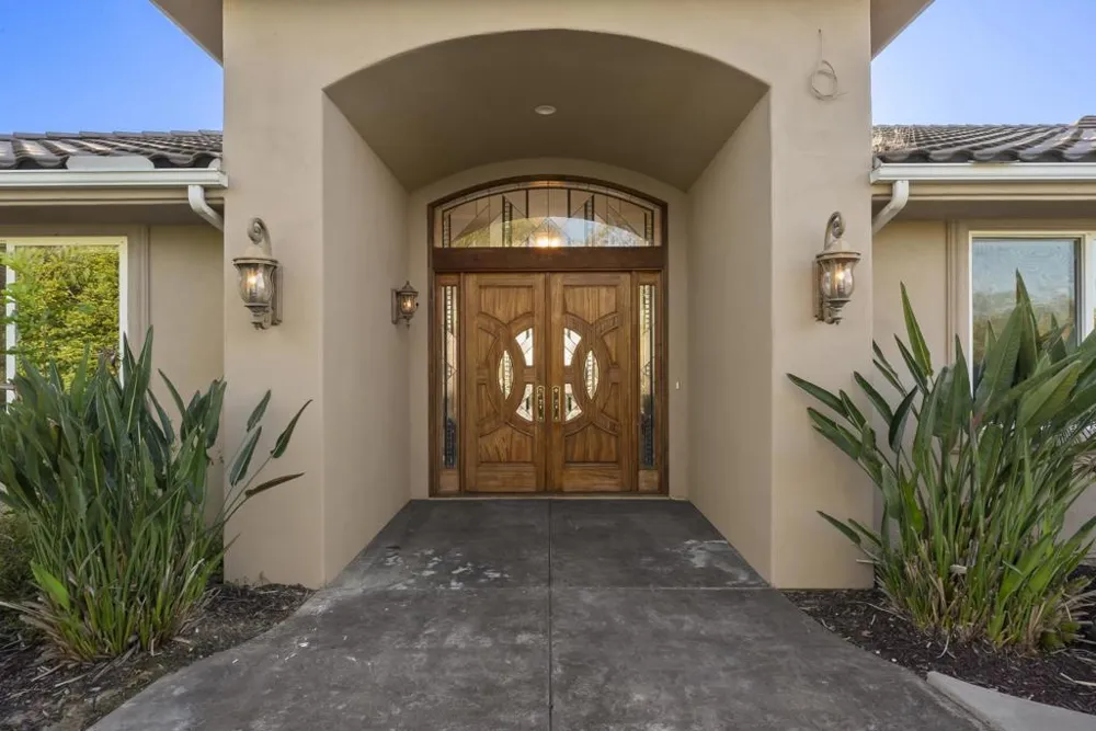 1403 Chariot Ct Bonsall, CA 92003