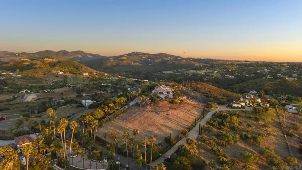 1403 Chariot Ct Bonsall, CA 92003