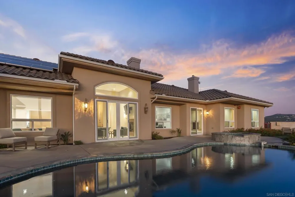 1403 Chariot Ct Bonsall, CA 92003