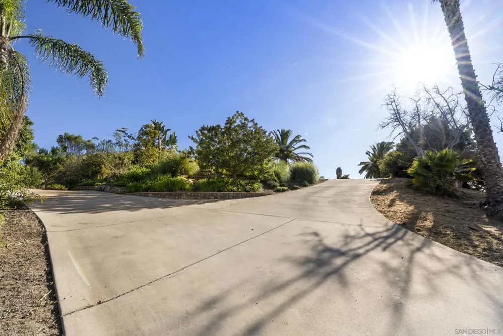 1403 Chariot Ct Bonsall, CA 92003
