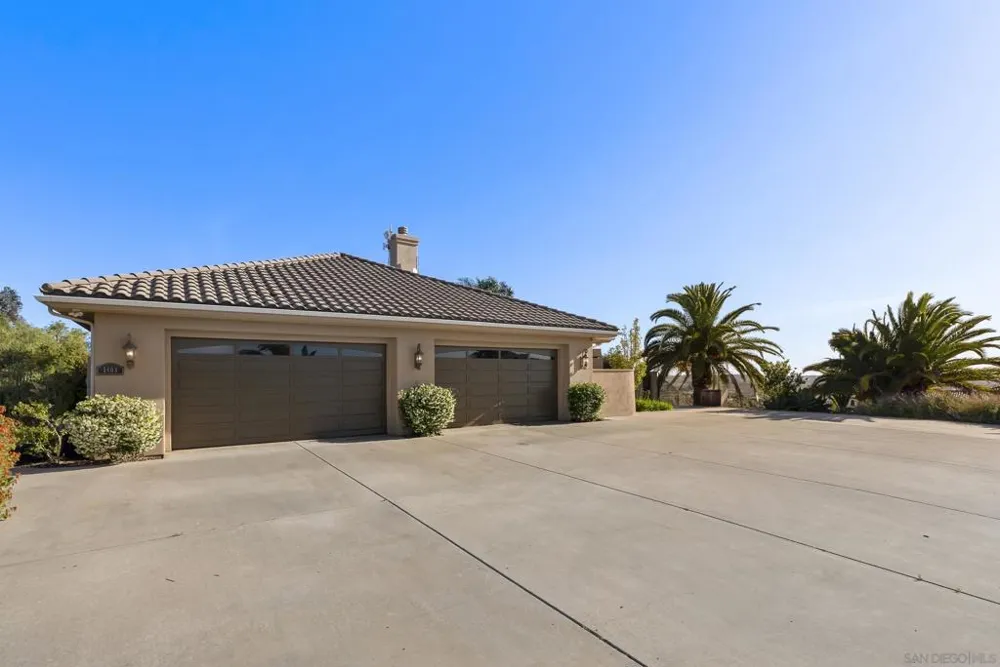 1403 Chariot Ct Bonsall, CA 92003