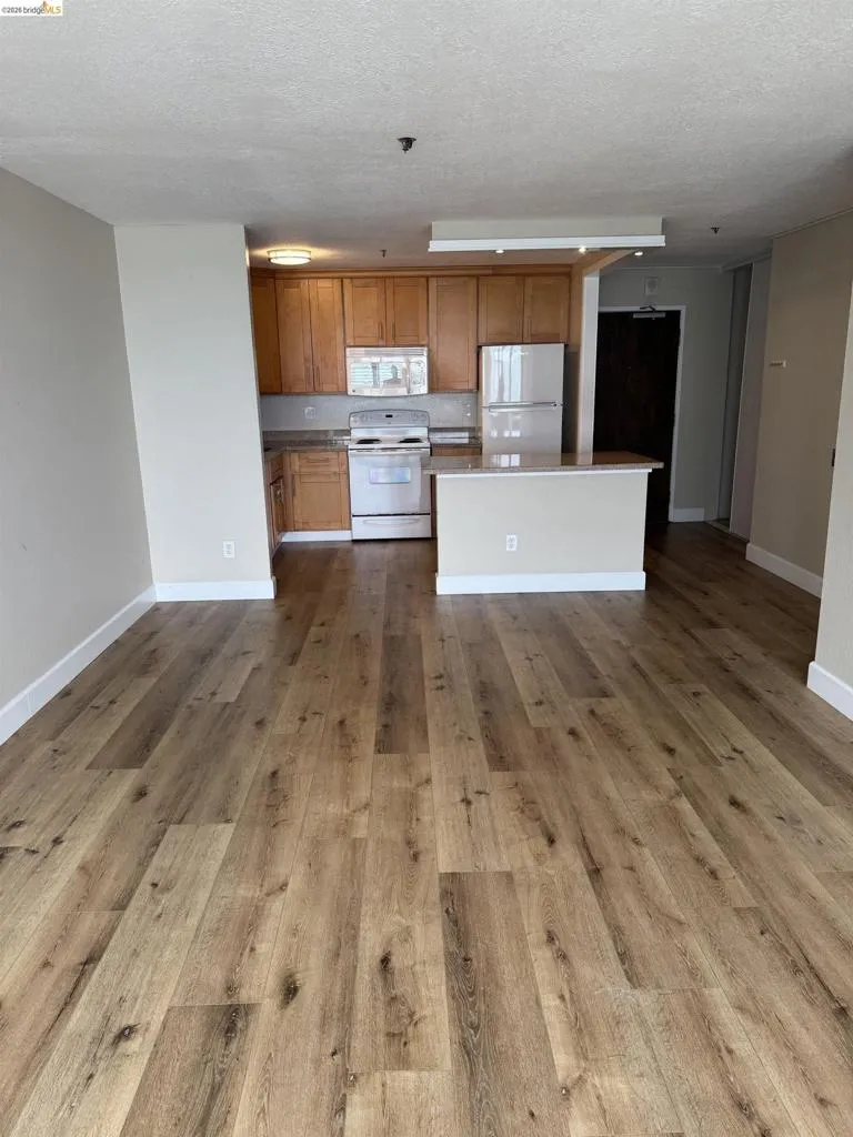 555 Pierce St #1424 Albany, CA 94706
