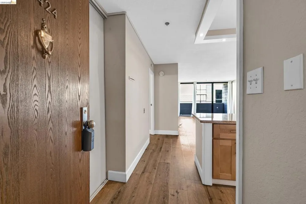 555 Pierce St #1424 Albany, CA 94706