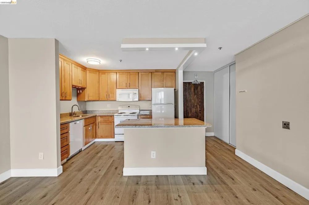 555 Pierce St #1424 Albany, CA 94706