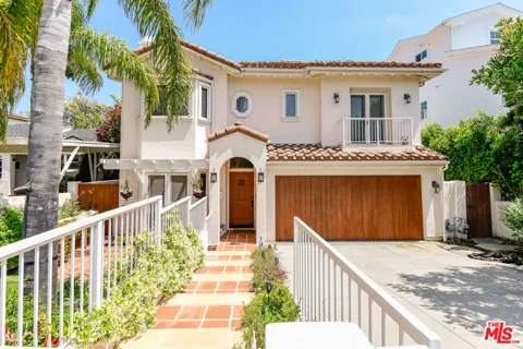 16790 Marquez Avenue