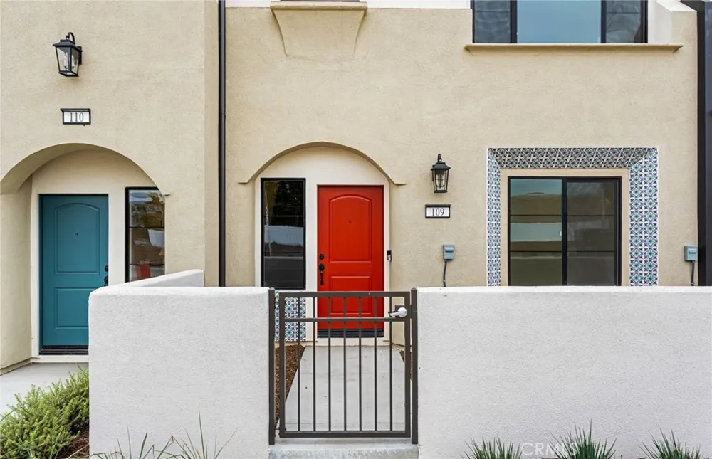 102 Sorrel Court Burbank, CA 91506