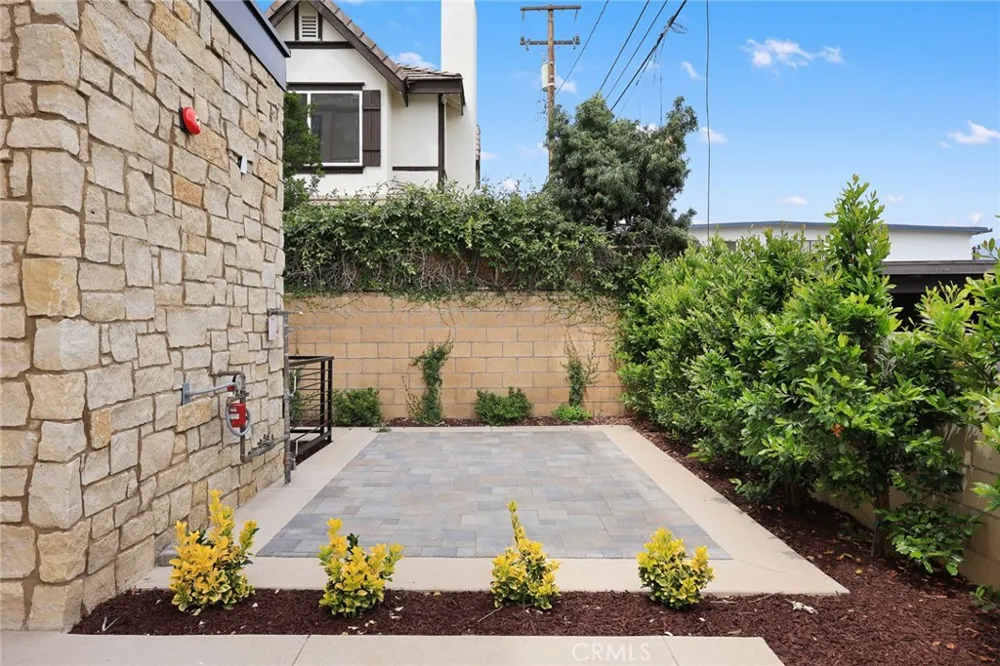 828 Sunset Boulevard #B Arcadia, CA 91007