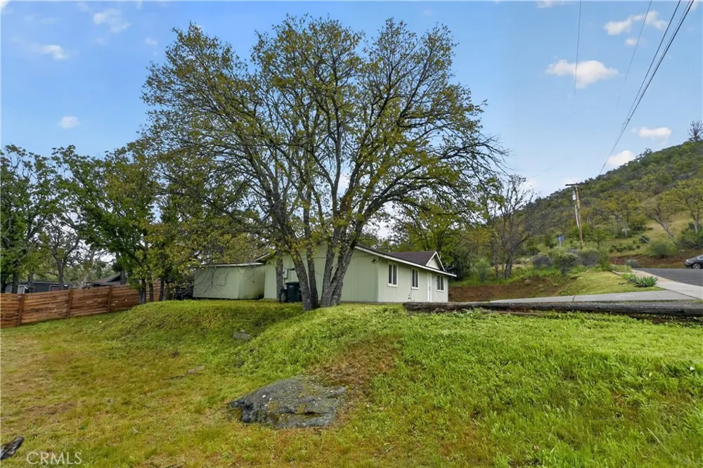 1120 Bluebird Yreka, CA 96097