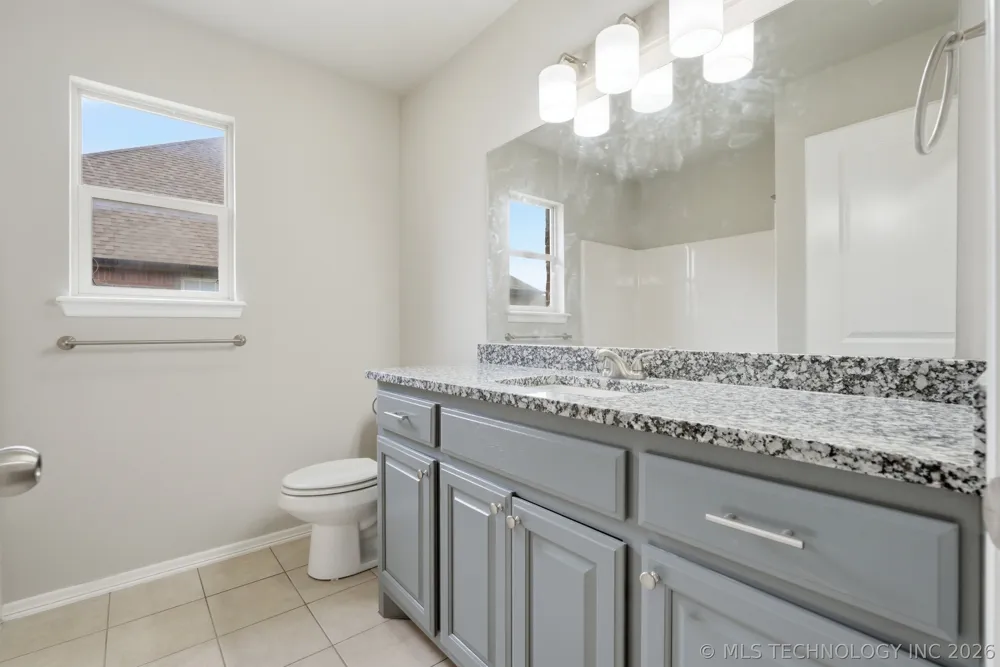 12426 E 129th Street Collinsville, OK 74021