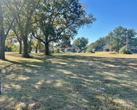 S Seminole Avenue