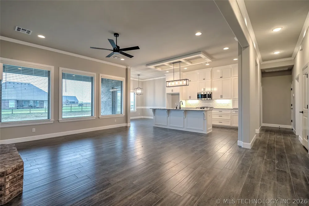 13601 58th EastAvenue Collinsville, OK 74021