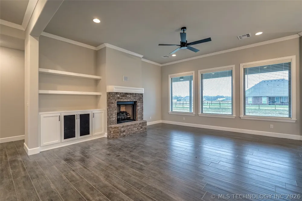 13601 58th EastAvenue Collinsville, OK 74021