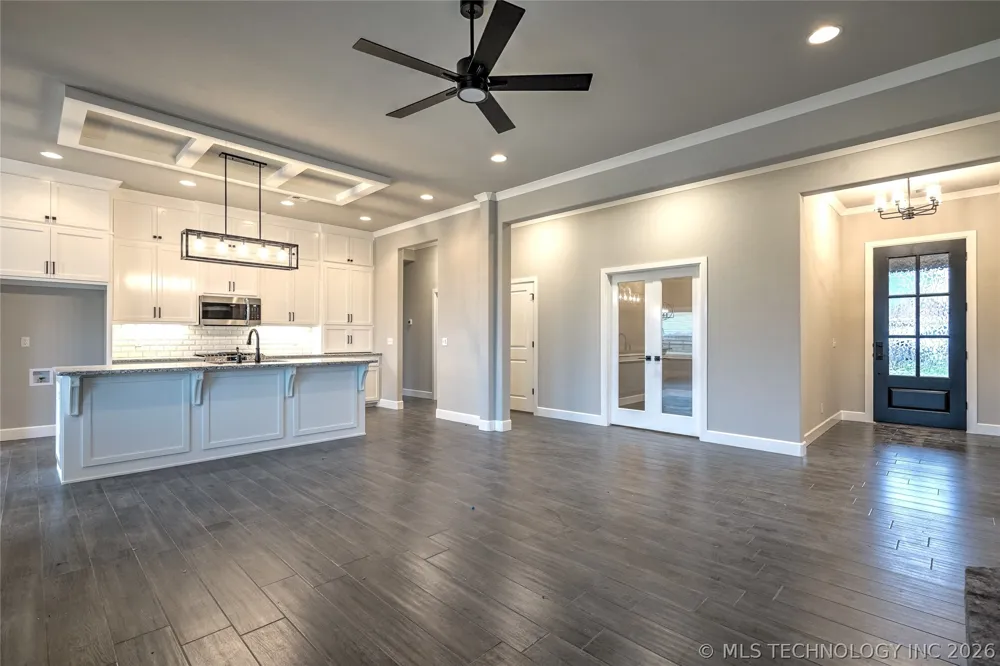 13601 58th EastAvenue Collinsville, OK 74021