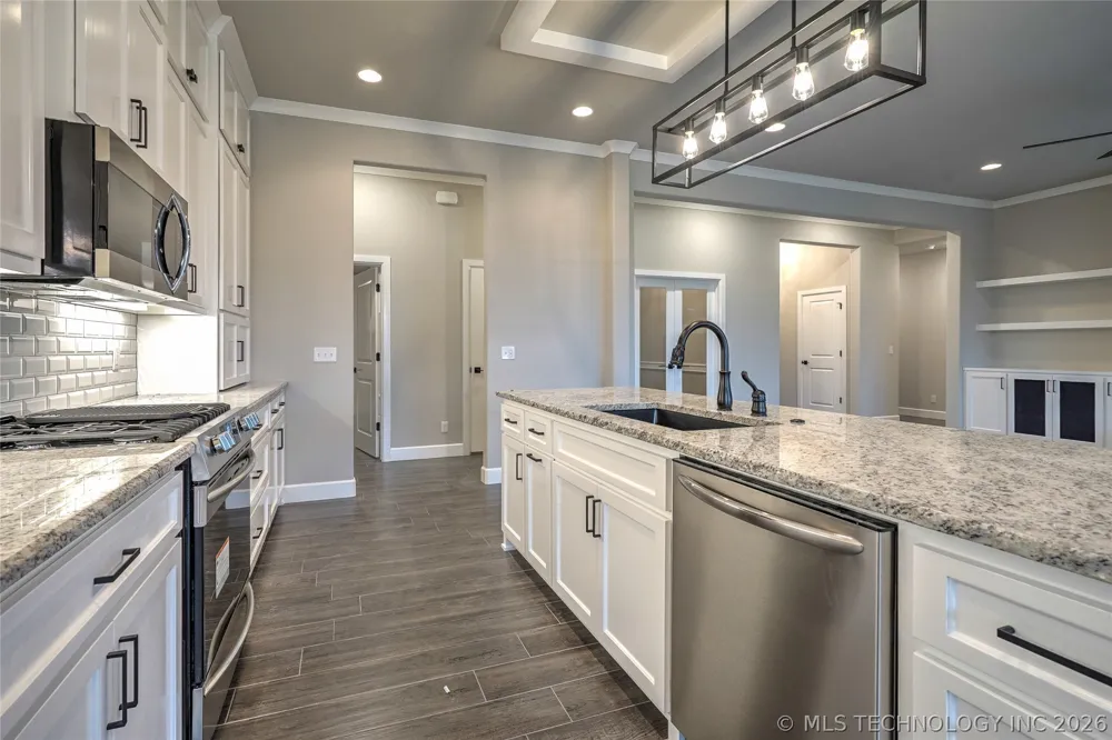 13601 58th EastAvenue Collinsville, OK 74021