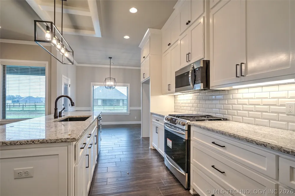 13601 58th EastAvenue Collinsville, OK 74021