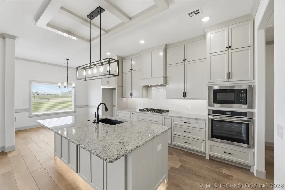 13601 58th EastAvenue Collinsville, OK 74021