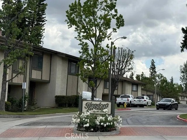2317 E Curtis ct E #9 Glendora, CA 91741