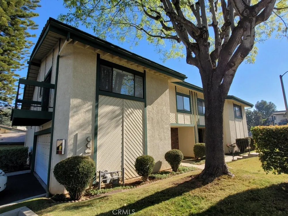 2317 E Curtis ct E #9 Glendora, CA 91741