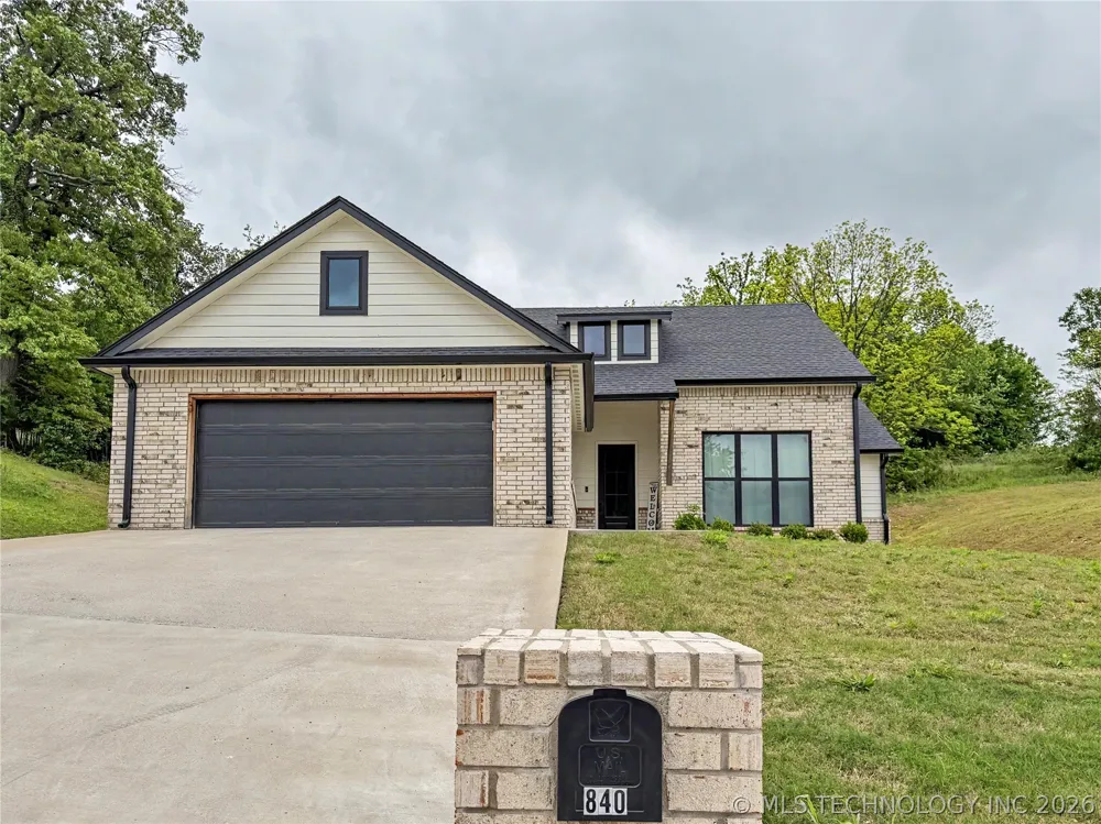 840 E Harlan Drive Tahlequah, OK 74464