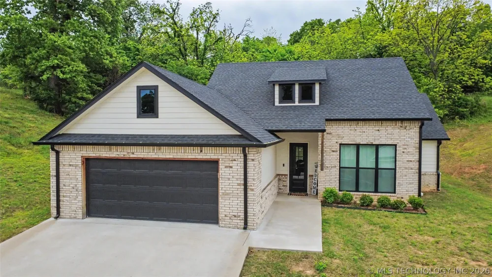 840 E Harlan Drive Tahlequah, OK 74464