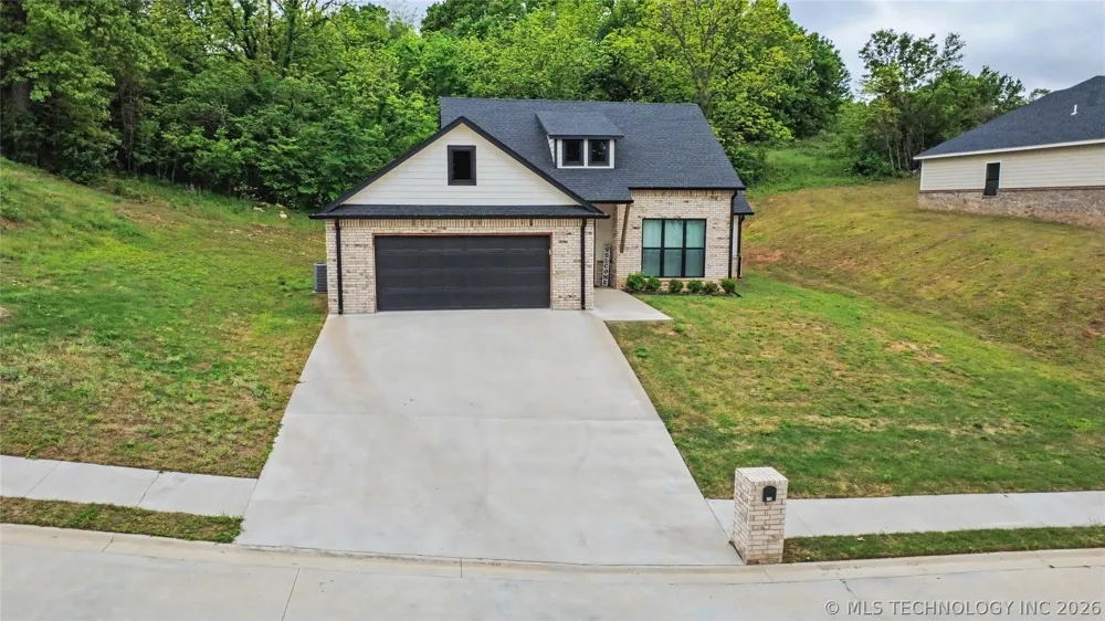 840 E Harlan Drive Tahlequah, OK 74464