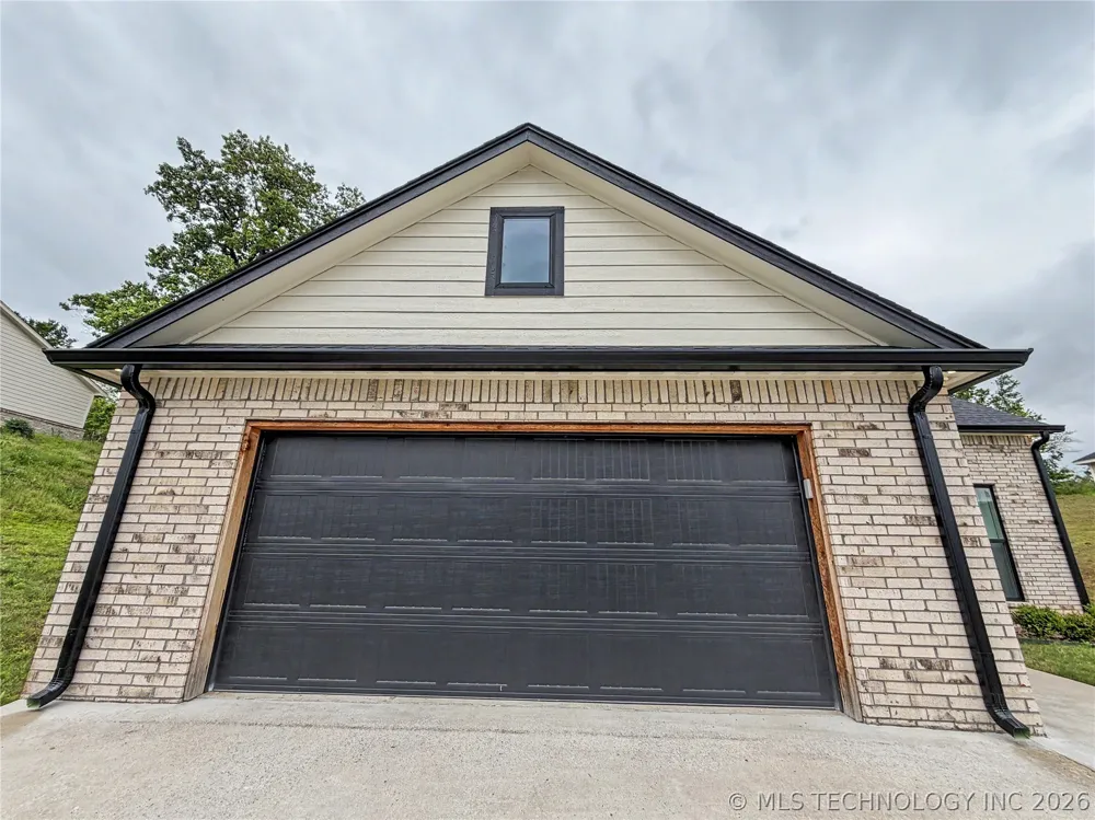 840 E Harlan Drive Tahlequah, OK 74464