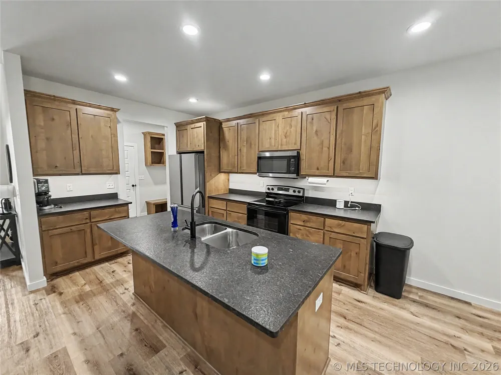 840 E Harlan Drive Tahlequah, OK 74464