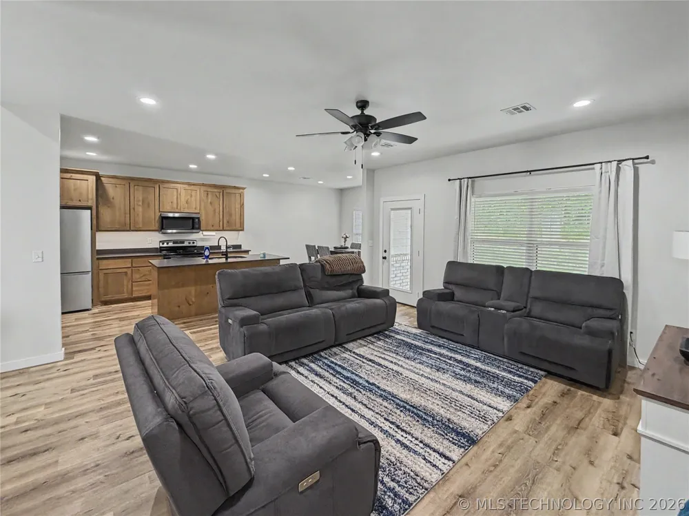 840 E Harlan Drive Tahlequah, OK 74464