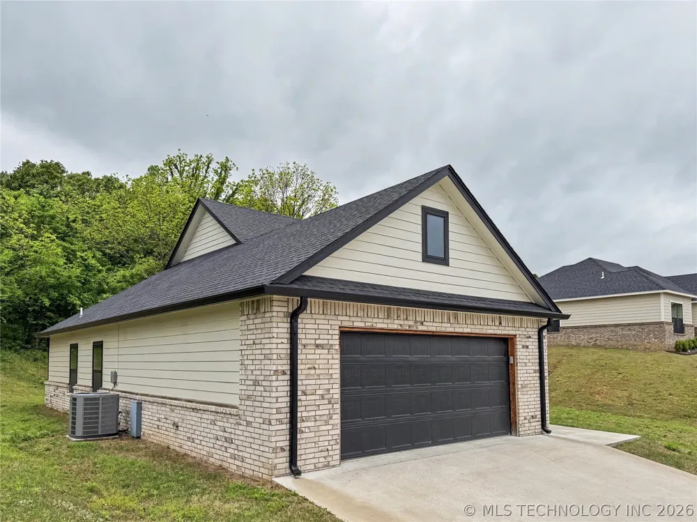 840 E Harlan Drive Tahlequah, OK 74464