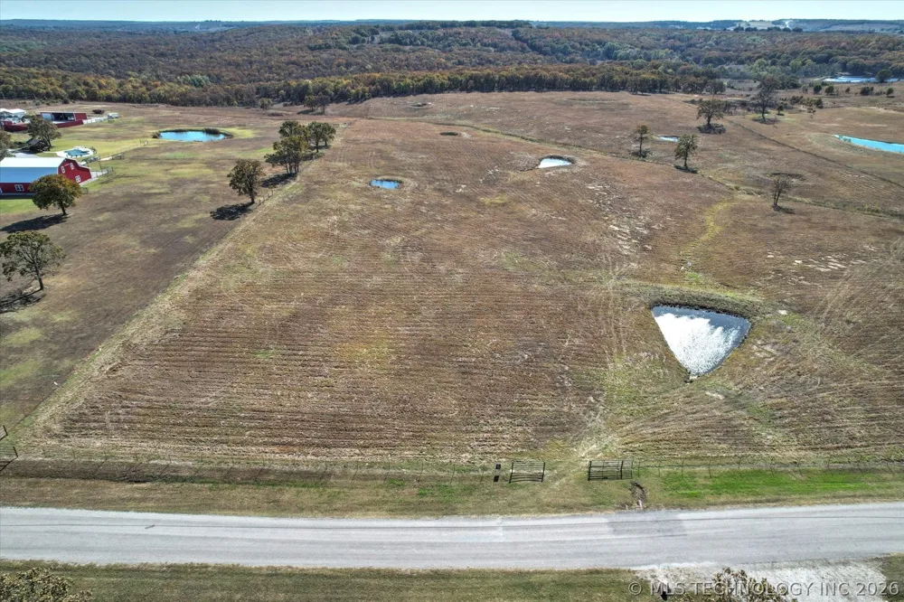 161 County Road 2280 Barnsdall, OK 74002
